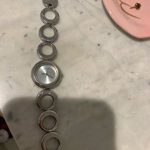 DKNY watch gorgeous feminine and so delicate